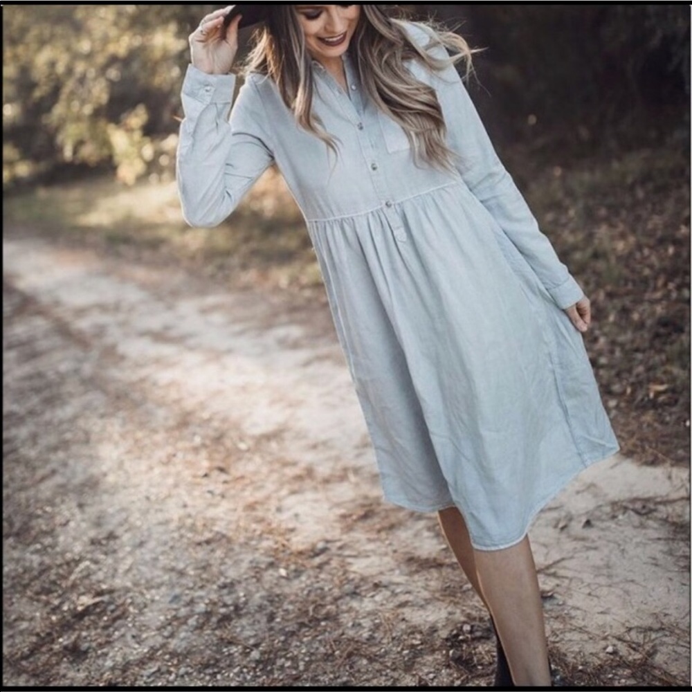NWT • TEA N ROSE MIDI DRESS